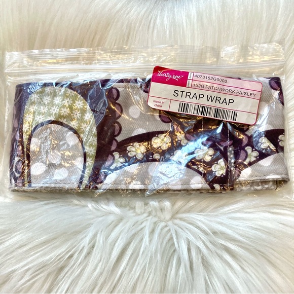 Thirty-One Strap Wrap Patchwork Paisley - Picture 2 of 7